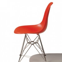ハーマンミラージャパン様「Eames Molded Plastic Chairsパンフレット」